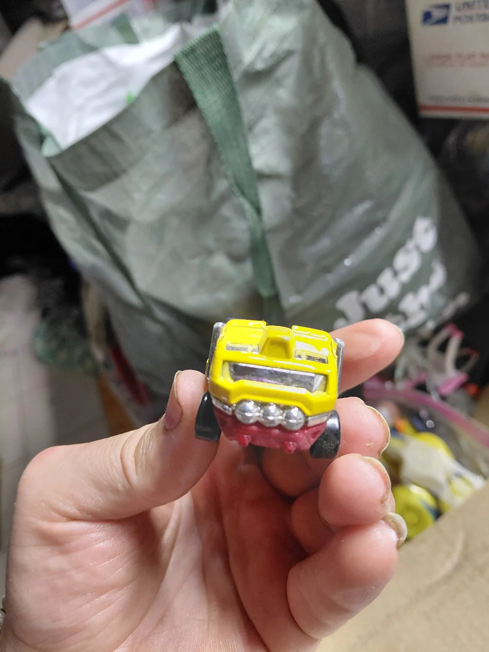 yellow and red Hot Wheels 